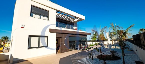 3 Schlafzimmer Villa in Algorfa, Spain, Nr. 4935 14