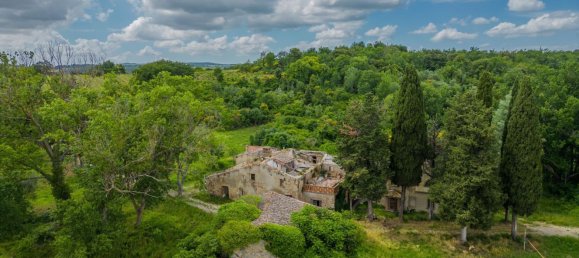 22 rooms House in San Gimignano, Italy No. 66001 16
