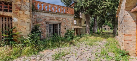 22 rooms House in San Gimignano, Italy No. 66001 8