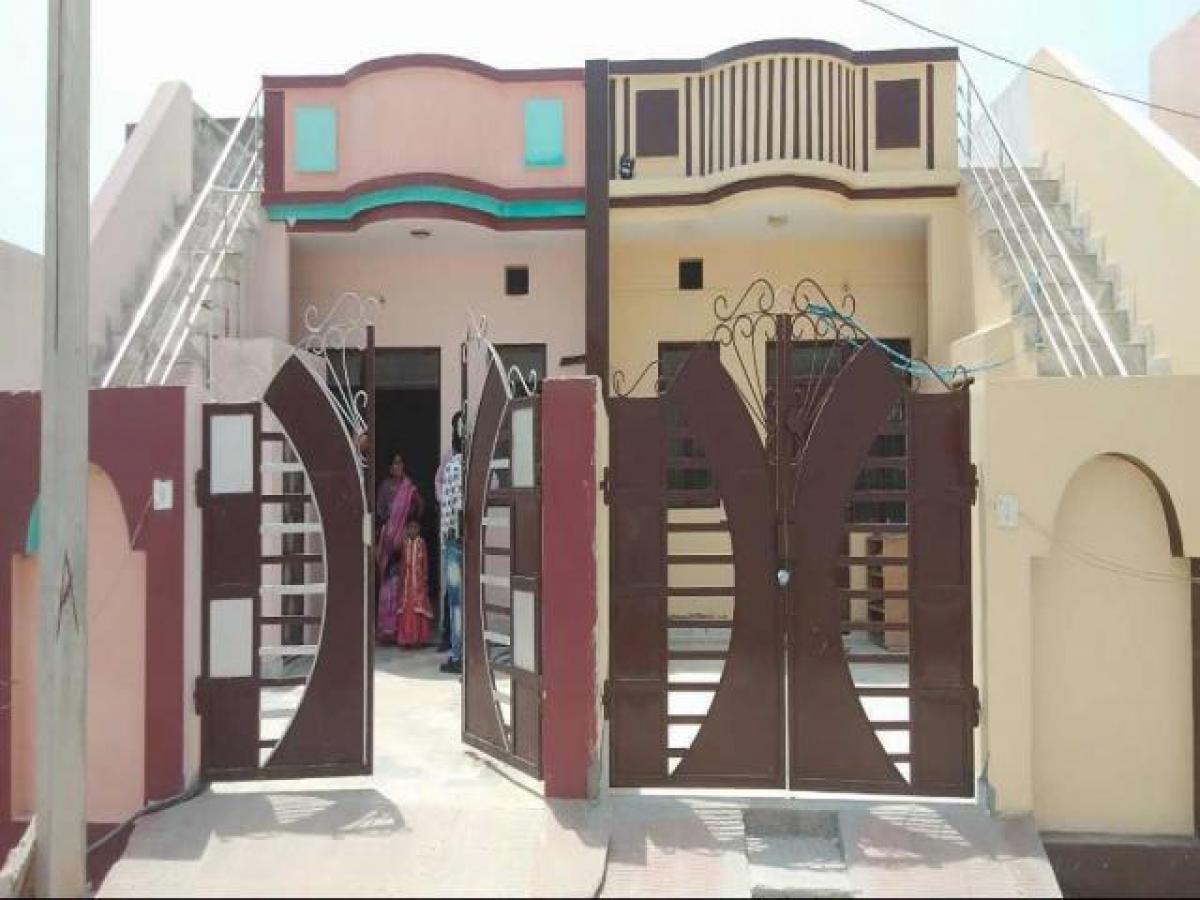 Дом с 2 спальнями в Агра, Индия № 8772