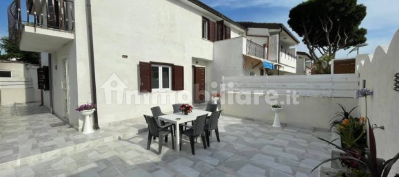 3 غرف نوم فيلا في Terracina, Italy رقم 81244 43