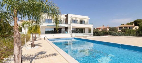 Дом с 5 спальнями в Алвор, Португалия № 186951 22