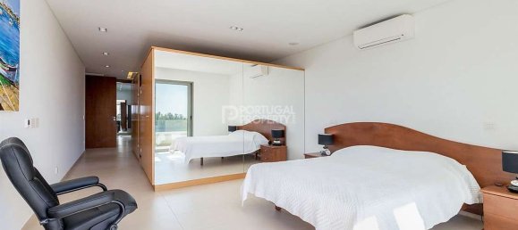 Дом с 5 спальнями в Алвор, Португалия № 186951 13