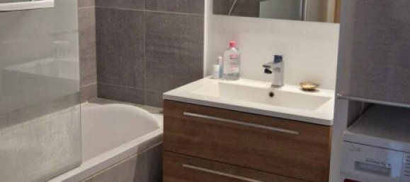 Квартира с 2 спальнями в Исси-ле-Мулино, Франция № 329011 3