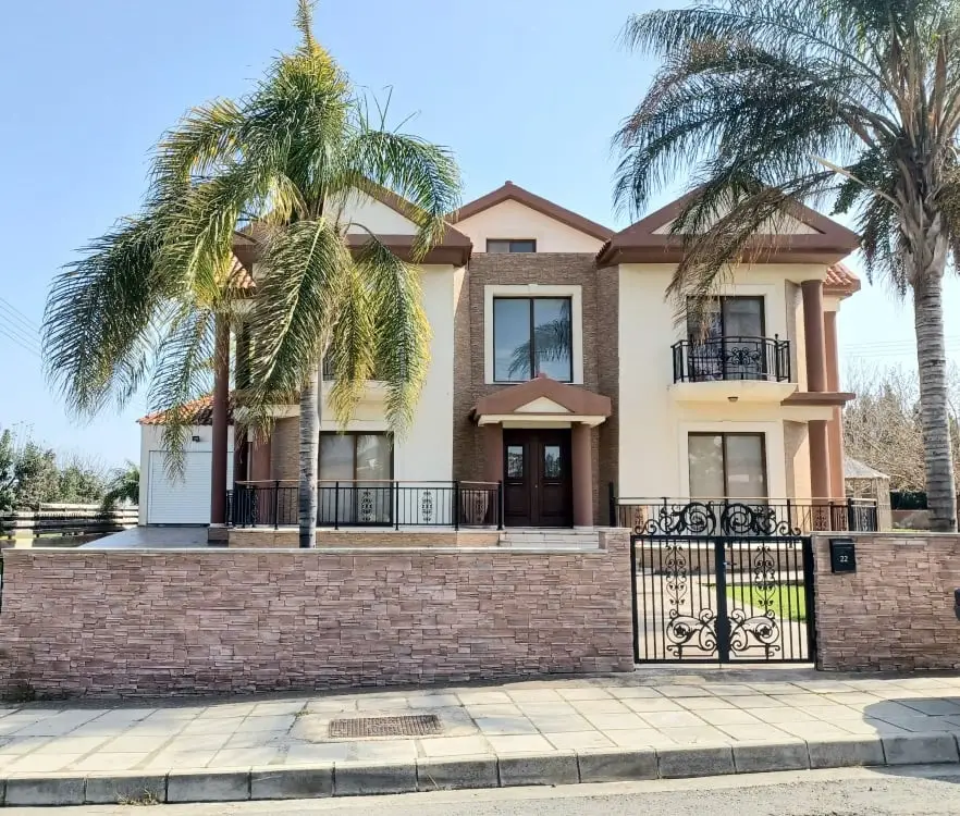 4 bedrooms Villa in Ypsonas, Cyprus No. 841