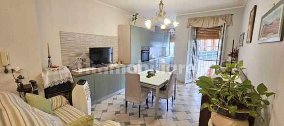 2 bedrooms Apartment in Chivasso, Italy No. 343837 4