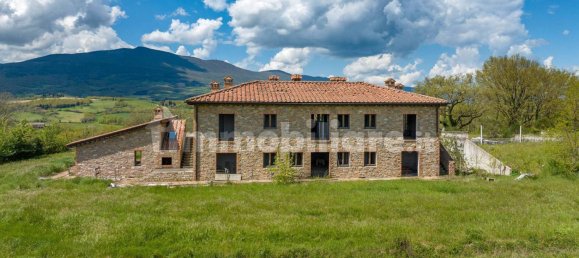 Casa de 9 dormitorios en Città della Pieve, Italy No. 127196 2