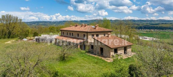 Casa de 9 dormitorios en Città della Pieve, Italy No. 127196 5