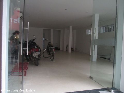Casa en Ba Dinh, Vietnam 400 m² No. 4893