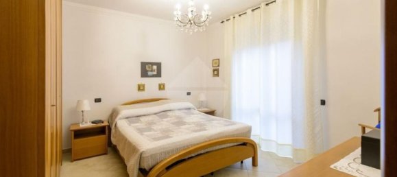 Villa de 11 divisões em Gubbio, Italy N.º 48218 18