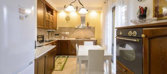 Villa de 11 divisões em Gubbio, Italy N.º 48218 20