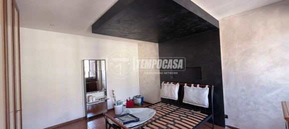 4-Zimmer Wohnung in Asti, Italy, Nr. 275350 9