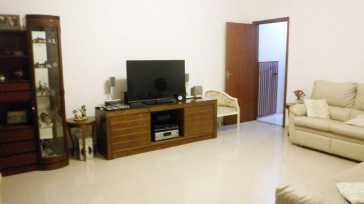 Casa de 3 dormitorios en Sao Paulo, Brazil No. 467528