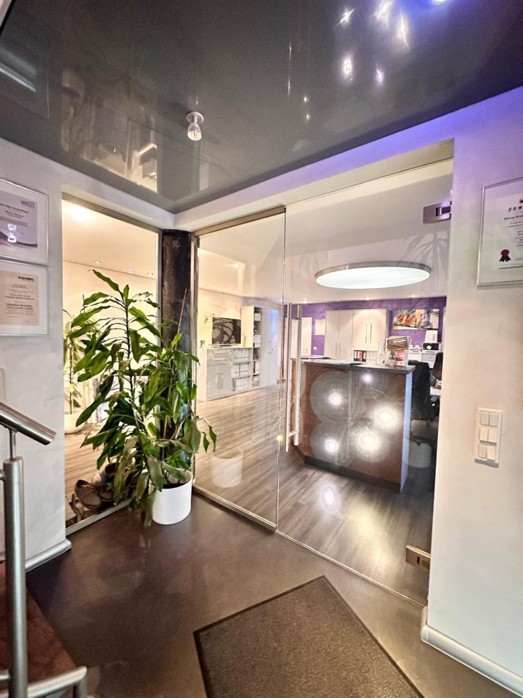 Склад 725м² в Саарбрюккен, Германия № 368974