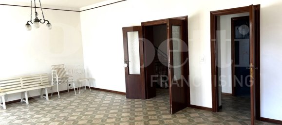 4 chambres Villa à Terracina, Italy No. 213140 3