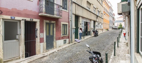 2 bedrooms Apartment in Lisbon, Portugal No. 10679 12