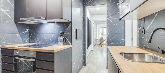 2 bedrooms Apartment in Lisbon, Portugal No. 10679 3