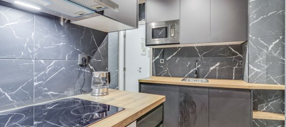 2 bedrooms Apartment in Lisbon, Portugal No. 10679 5