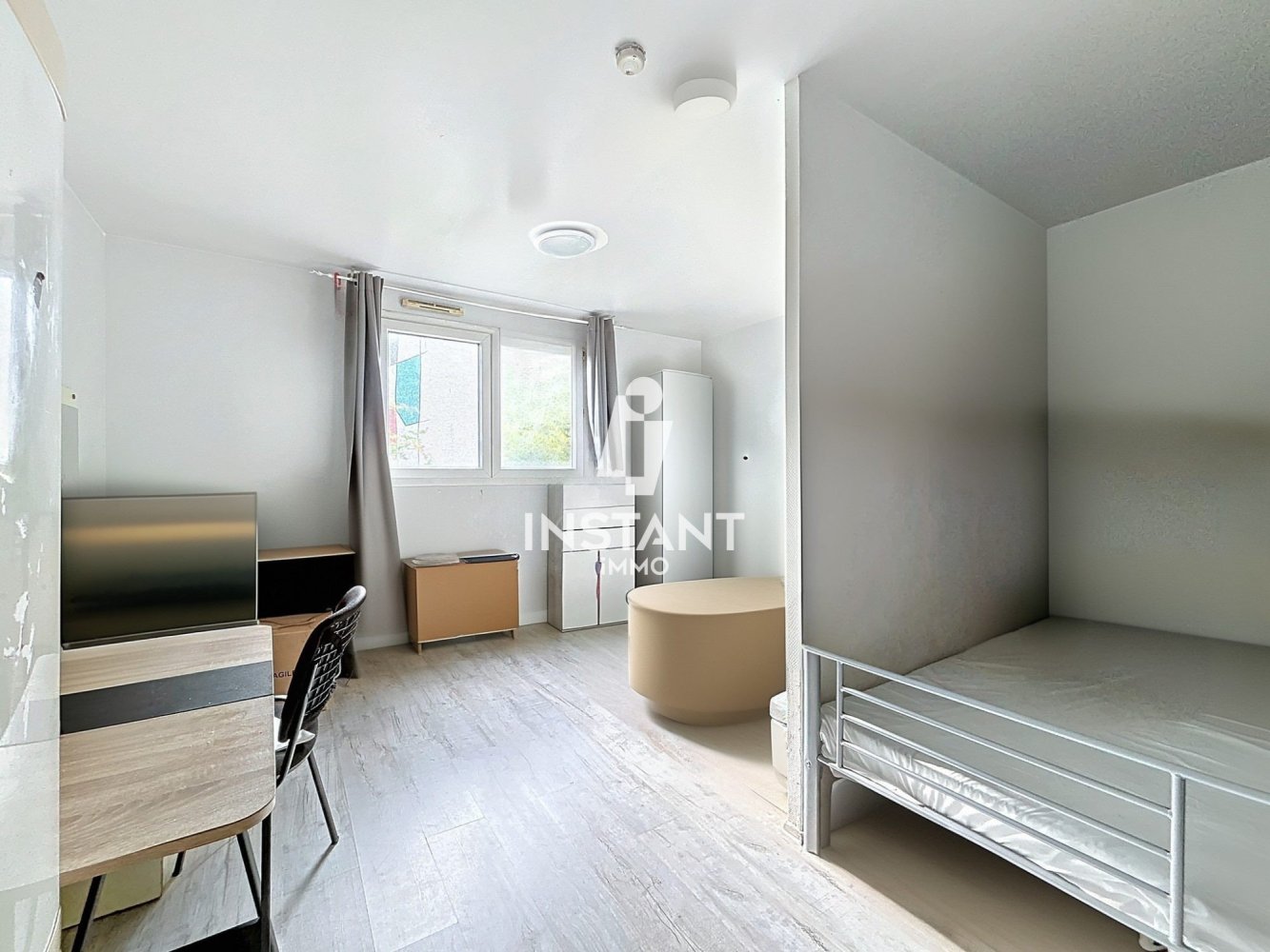 Studio in Alfortville, France No. 167713