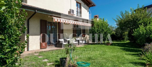 3 rooms Apartment in Brescia, Italy No. 311860 3