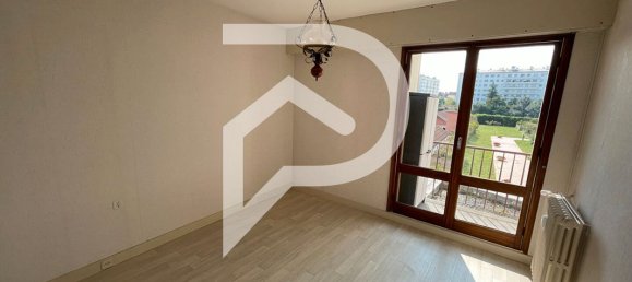 2 chambres Appartement à Troyes, France No. 250686 5