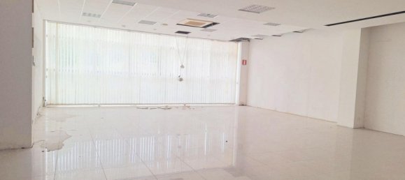 2171m² Building in Bolzano Vicentino, Italy No. 364090 11