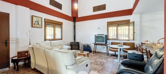 4 bedrooms House in Alcaucin, Spain No. 45144 8