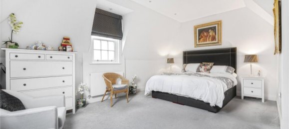 2 bedrooms House in Essendon, United Kingdom No. 6546 6