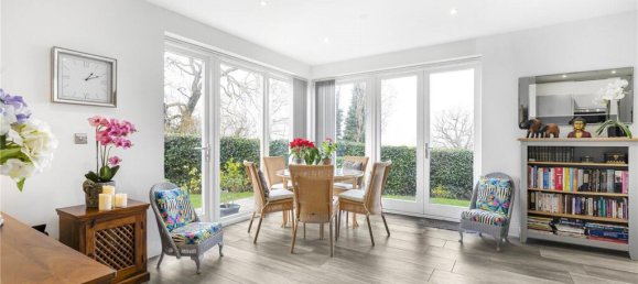 2 bedrooms House in Essendon, United Kingdom No. 6546 3