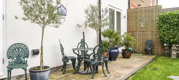 2 bedrooms House in Essendon, United Kingdom No. 6546 13