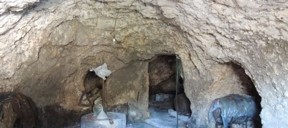 5 rooms Apartment in Capestrano, Italy No. 280167 29