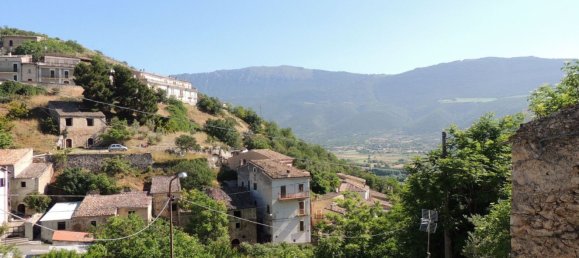 5 rooms Apartment in Capestrano, Italy No. 280167 21