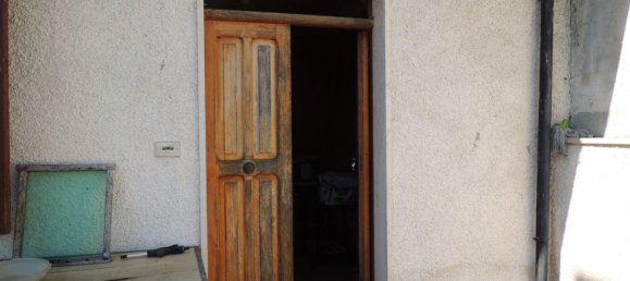 5 rooms Apartment in Capestrano, Italy No. 280167 25