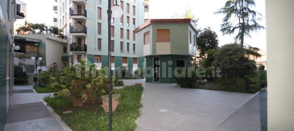 Apartamento de 2 dormitorios en Milan, Italy No. 381255 25