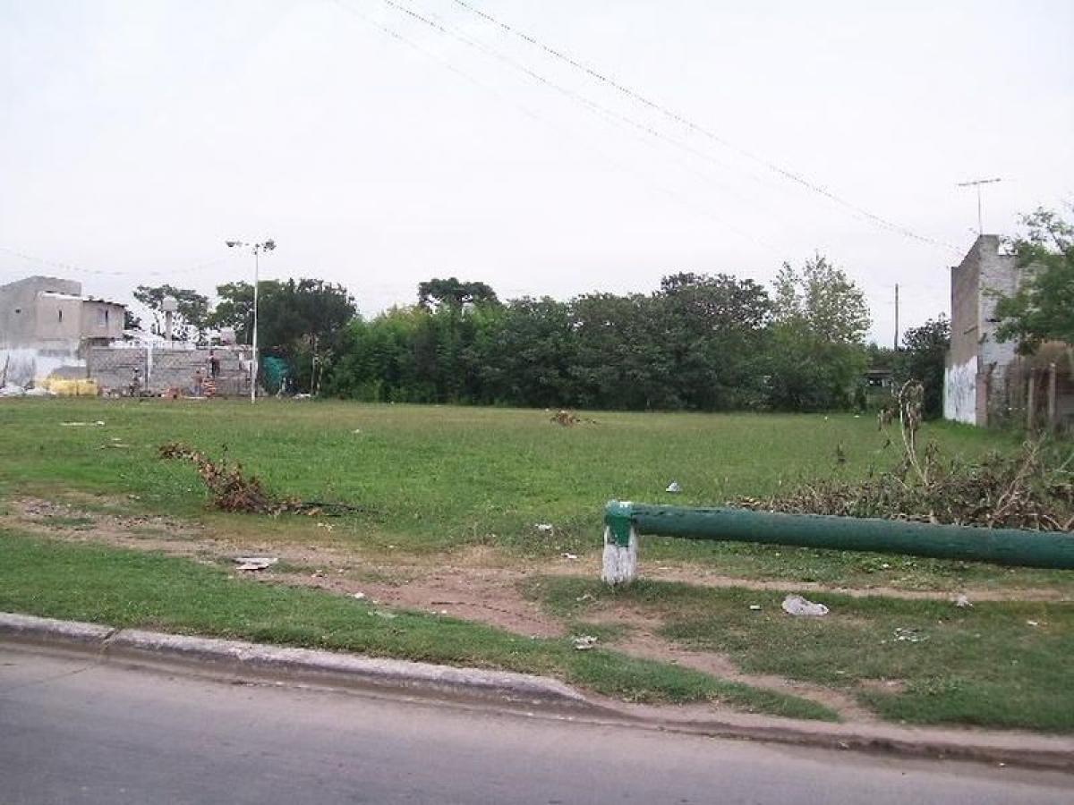  قطعة أرض في Malvinas Argentinas, Argentina رقم 39807