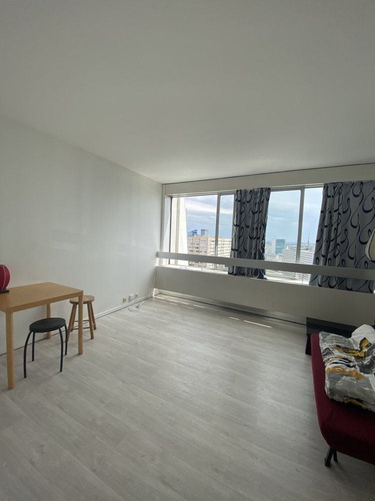 Apartamento T1 em Puteaux, France N.º 162042