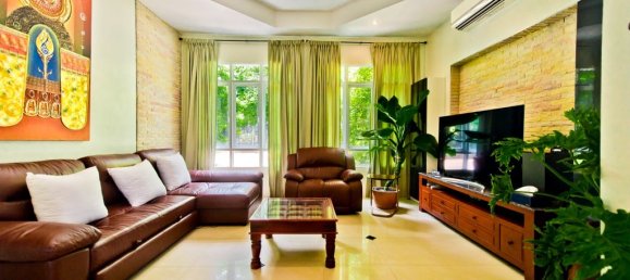 8 bedrooms Commercial property in Bang Sare, Thailand No. 7789 9