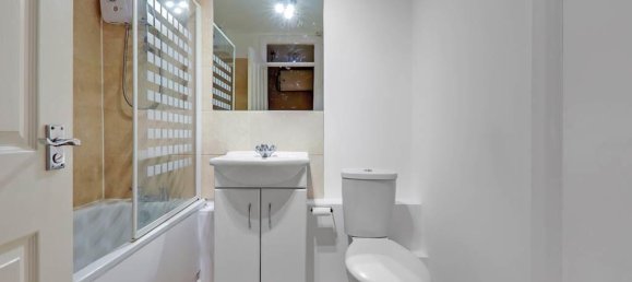 1 bedroom Apartment in Beckenham, United Kingdom No. 976 38