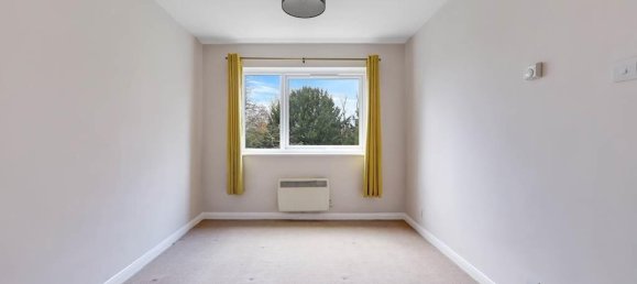 1 bedroom Apartment in Beckenham, United Kingdom No. 976 2