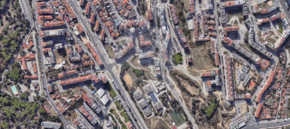 Bâtiment à Almada, Portugal 1527m² No. 141963 3