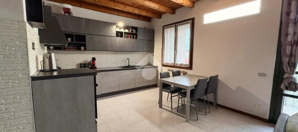 2 bedrooms Apartment in Levate, Italy No. 287063 8