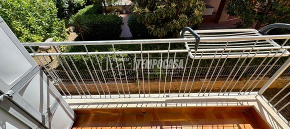 Квартира с 1 спальней в Рим, Италия № 348699 17