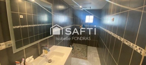 2 bedrooms House in Grugies, France No. 357724 3