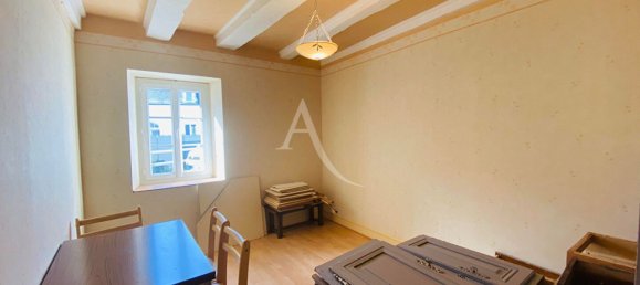 3 Schlafzimmer Haus in Neuille-Pont-Pierre, France, Nr. 85797 7