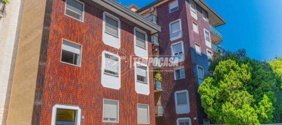 2 bedrooms Apartment in Milan, Italy No. 319882 17