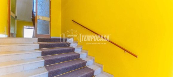 2 bedrooms Apartment in Milan, Italy No. 319882 16