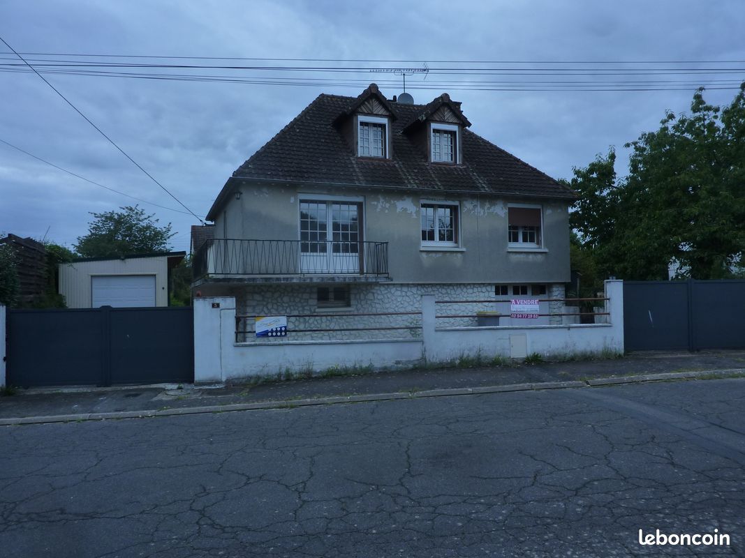 Casa T4 em La Ville-aux-Clercs, France N.º 276280