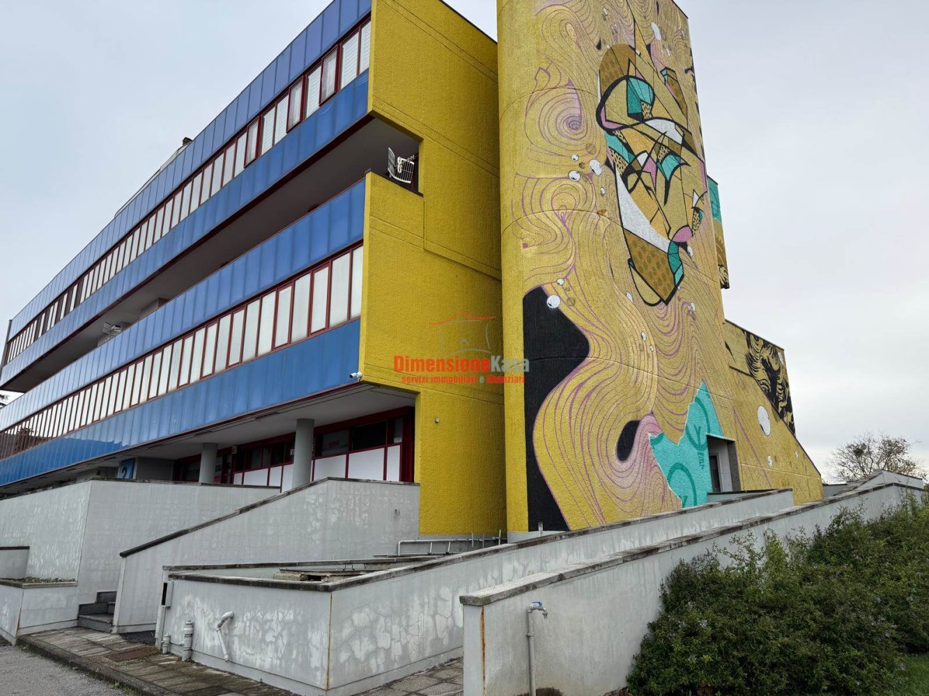 2 rooms Office in Nola, Italy No. 113032