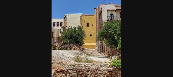 2 bedrooms Commercial property in Chania, Greece No. 234 2