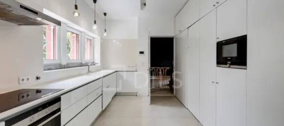 6 bedrooms House in Lisbon, Portugal No. 128990 25